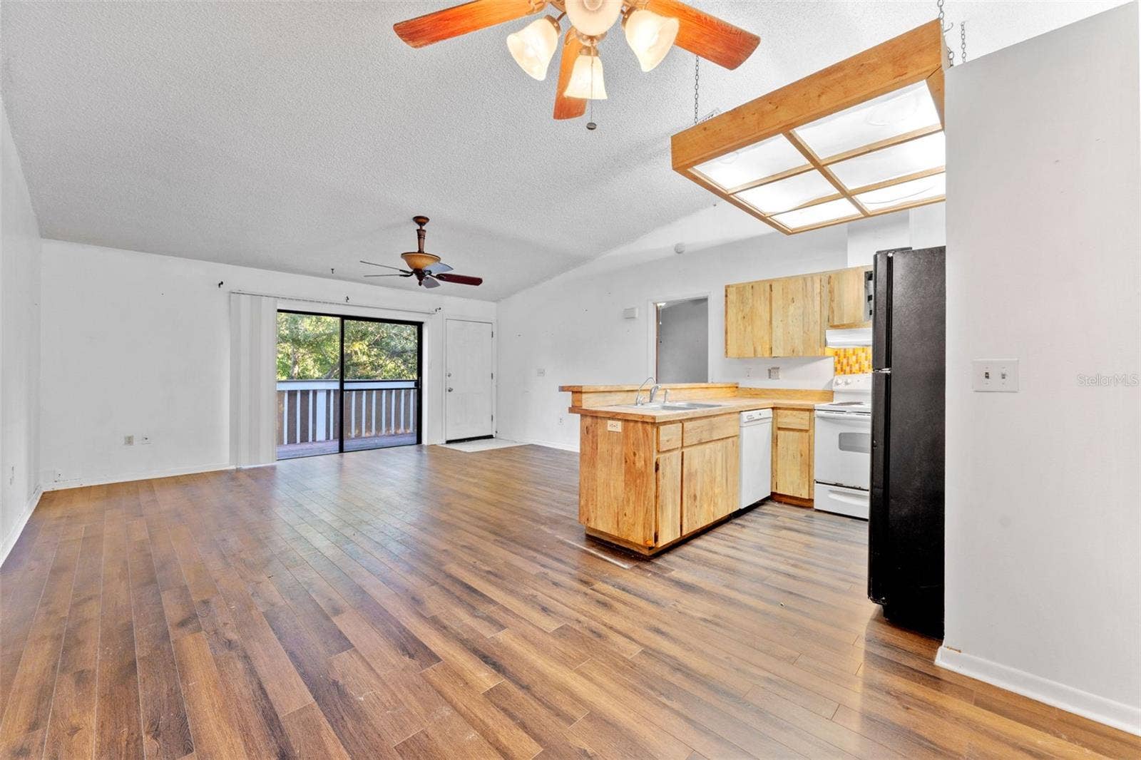 Crystal Beach, FL 34681 Crystal Beach, FL 34681