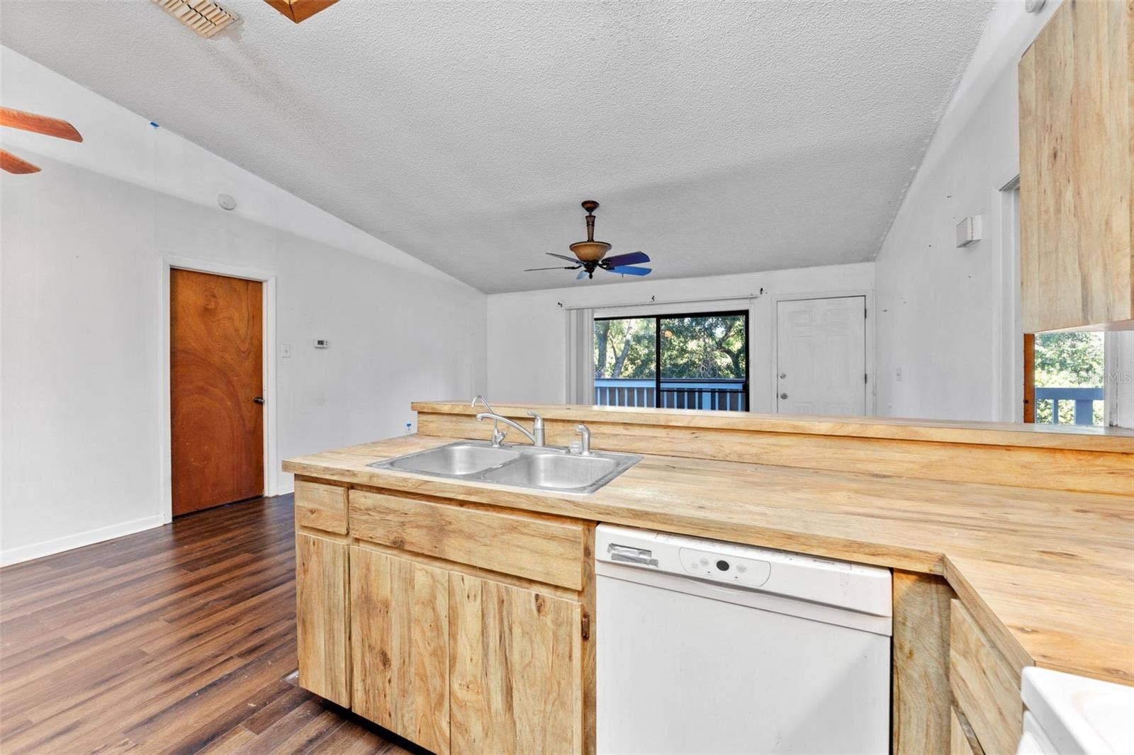 Crystal Beach, FL 34681 Crystal Beach, FL 34681