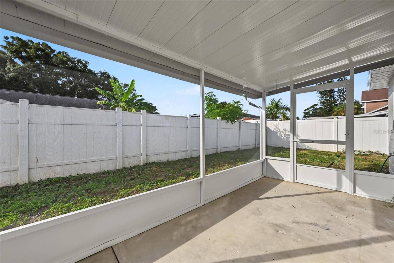 230 MAPLE AVENUE, Palm Harbor, FL 34684