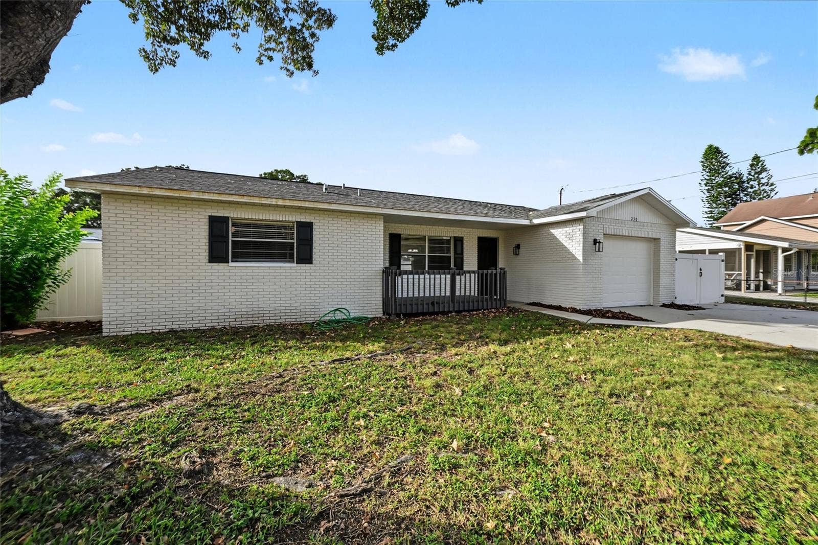 230 MAPLE AVENUE, Palm Harbor, FL 34684