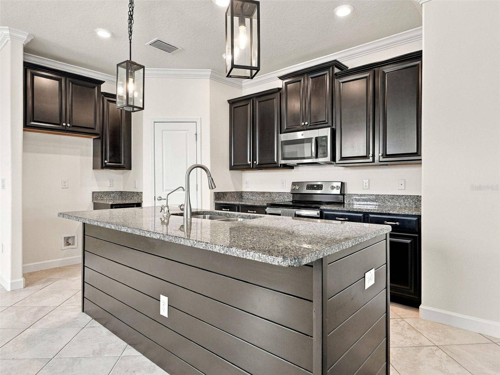 1573 TALLULAH TERRACE, Wesley Chapel, FL 33543 Kitchen