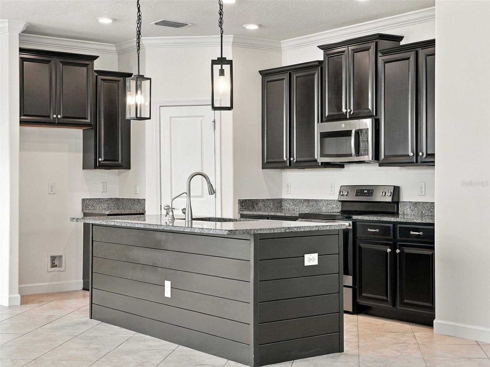1573 TALLULAH TERRACE, Wesley Chapel, FL 33543 Kitchen
