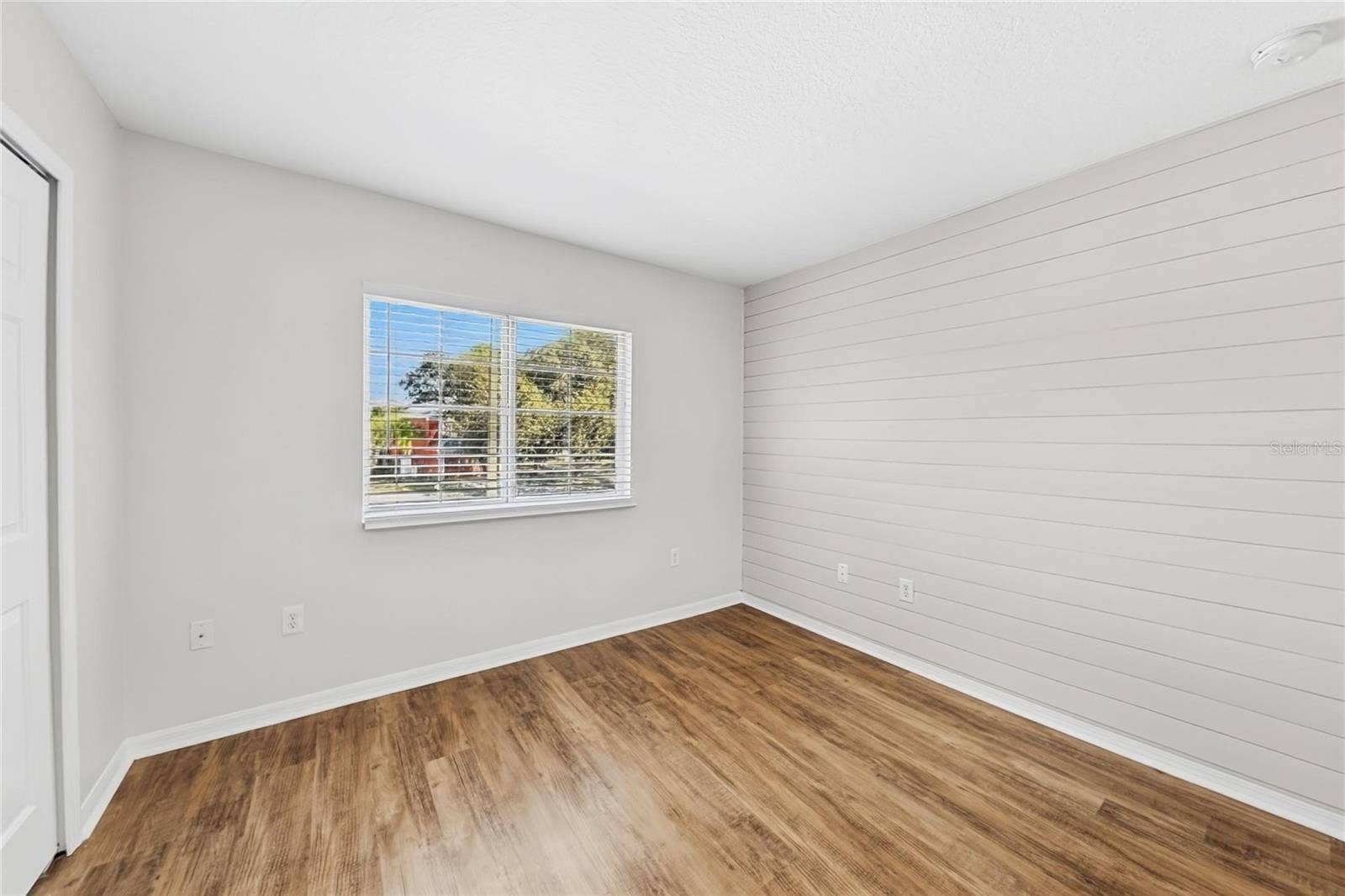 10805 SUMMERTON DRIVE, Riverview, FL 33579 10805 SUMMERTON DRIVE, Riverview, FL 33579