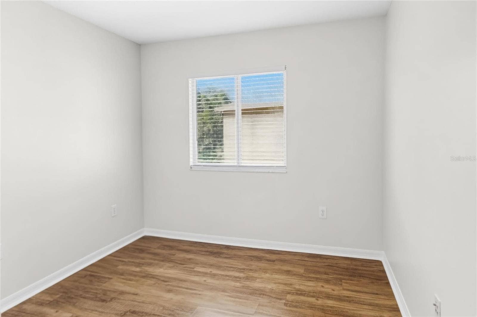 10805 SUMMERTON DRIVE, Riverview, FL 33579 10805 SUMMERTON DRIVE, Riverview, FL 33579