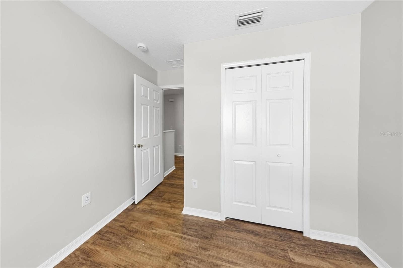 10805 SUMMERTON DRIVE, Riverview, FL 33579 10805 SUMMERTON DRIVE, Riverview, FL 33579