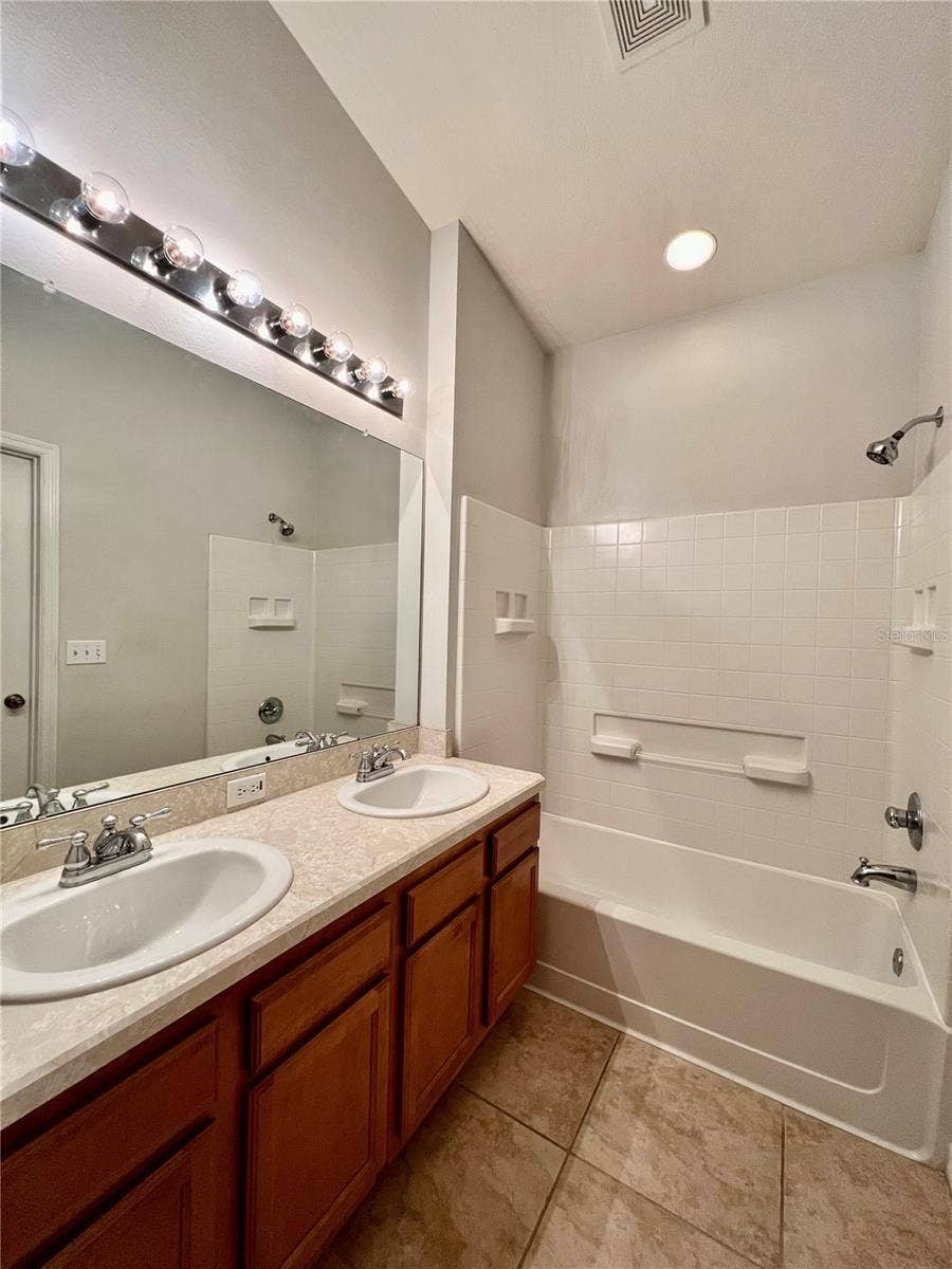 8922 MOONLIT MEADOWS LOOP, Riverview, FL 33578 8922 MOONLIT MEADOWS LOOP, Riverview, FL 33578