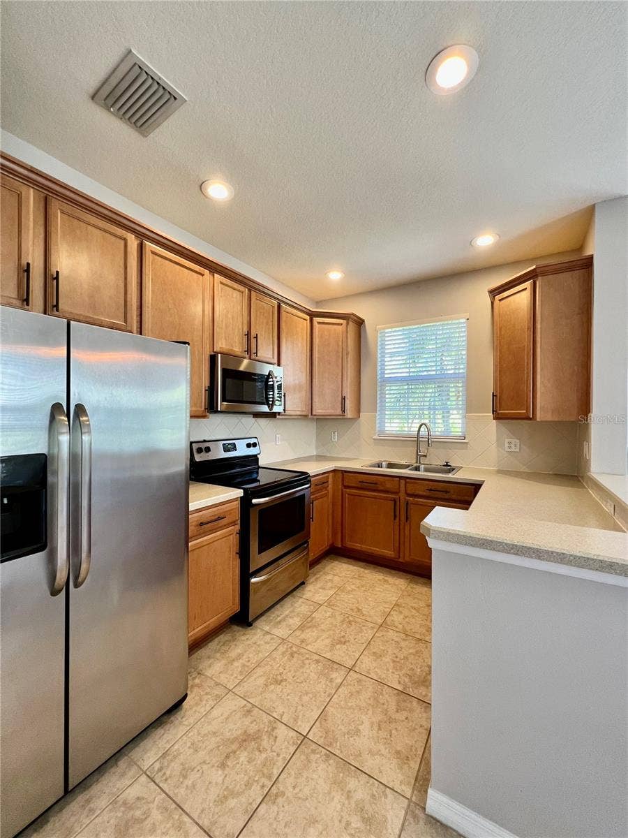 8922 MOONLIT MEADOWS LOOP, Riverview, FL 33578 8922 MOONLIT MEADOWS LOOP, Riverview, FL 33578