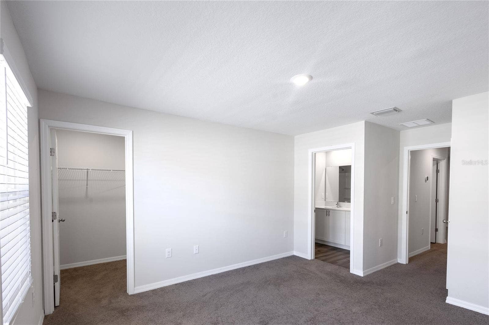 3836 KING HILL DRIVE, Haines City, FL 33844 3836 KING HILL DRIVE, Haines City, FL 33844