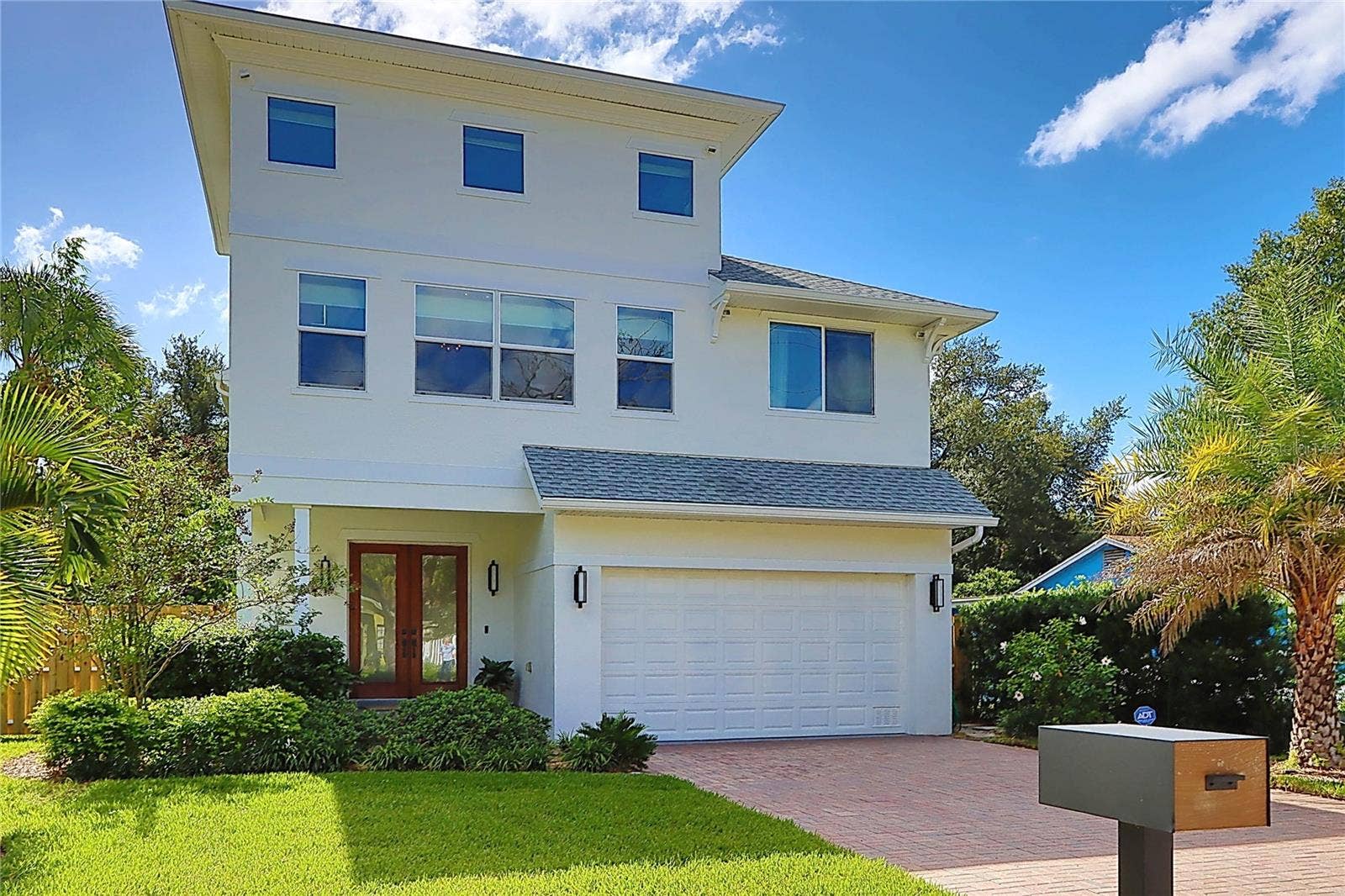 3106 W WYOMING AVENUE, Tampa, FL 33611