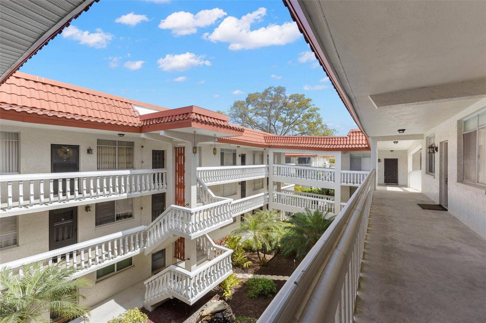 1001 PEARCE DRIVE, #302, Clearwater, FL 33764
