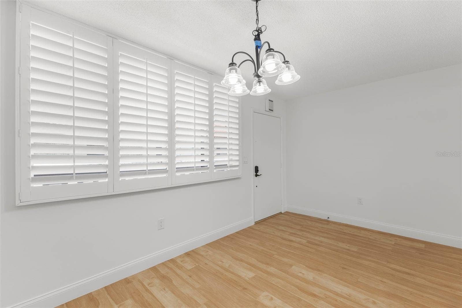 1001 PEARCE DRIVE, #302, Clearwater, FL 33764
