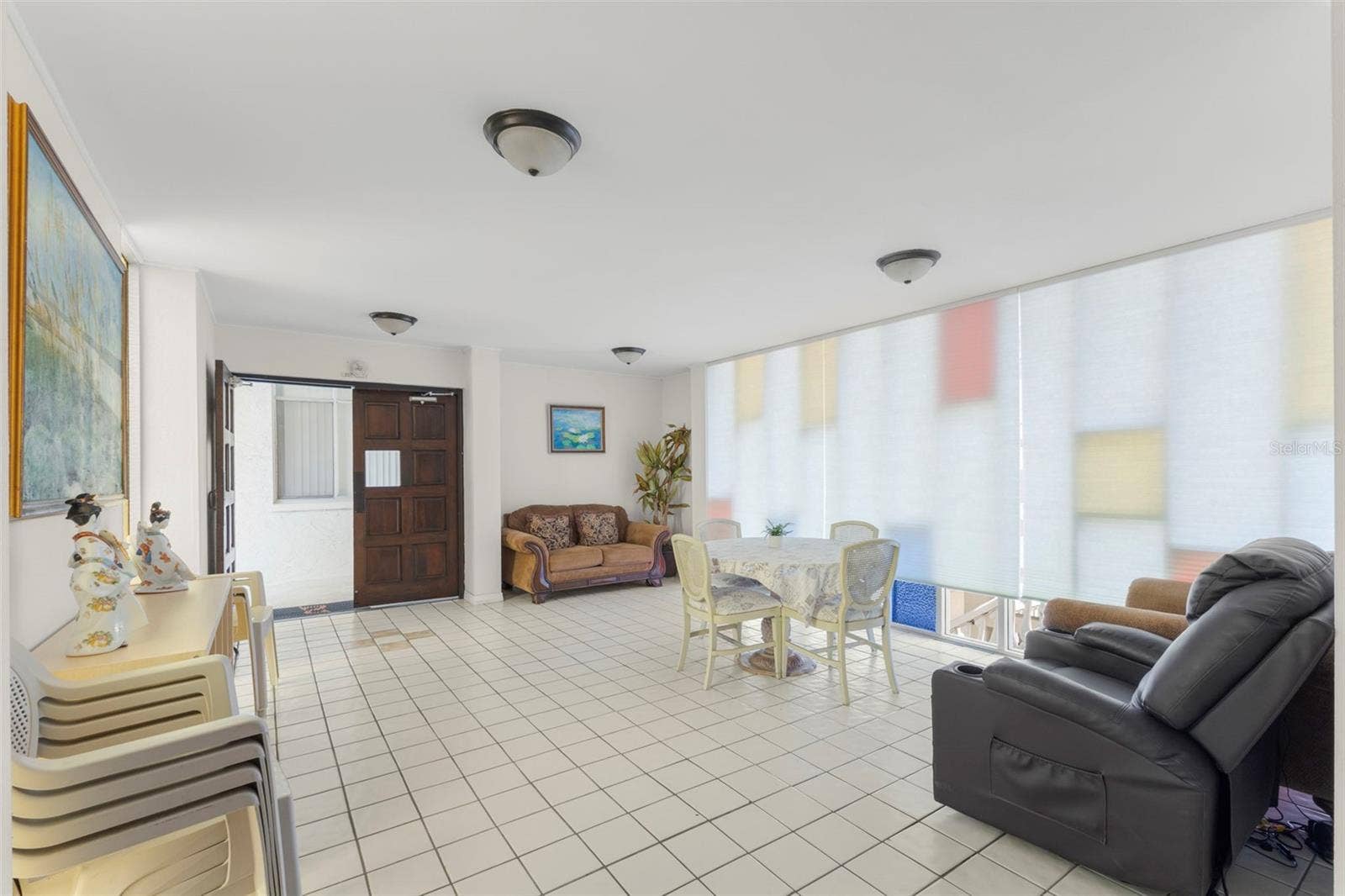 1001 PEARCE DRIVE, #302, Clearwater, FL 33764
