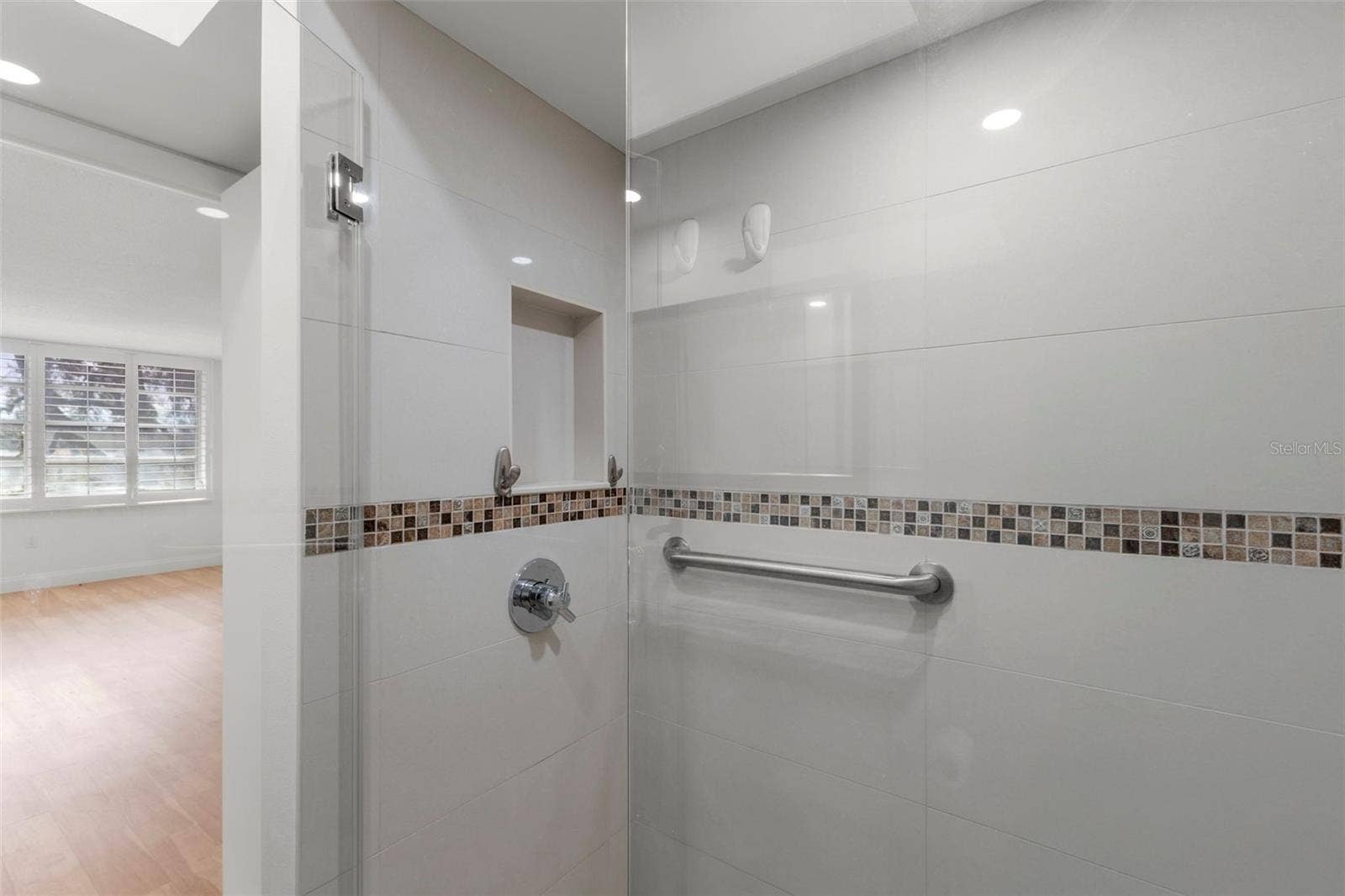 1001 PEARCE DRIVE, #302, Clearwater, FL 33764