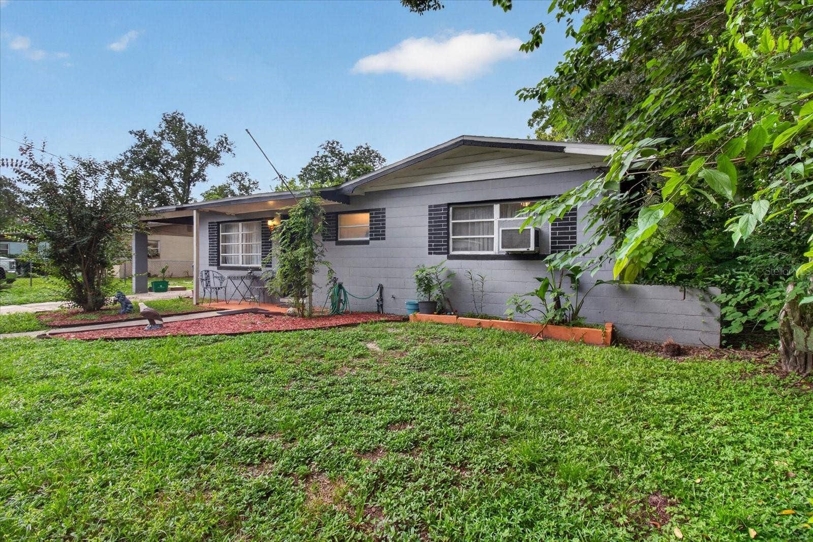 21385 LEHOUIER DRIVE, Brooksville, FL 34601 21385 LEHOUIER DRIVE, Brooksville, FL 34601