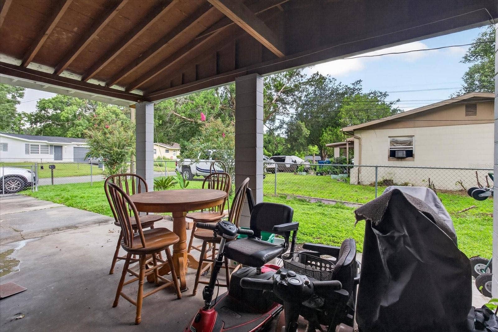 21385 LEHOUIER DRIVE, Brooksville, FL 34601 21385 LEHOUIER DRIVE, Brooksville, FL 34601