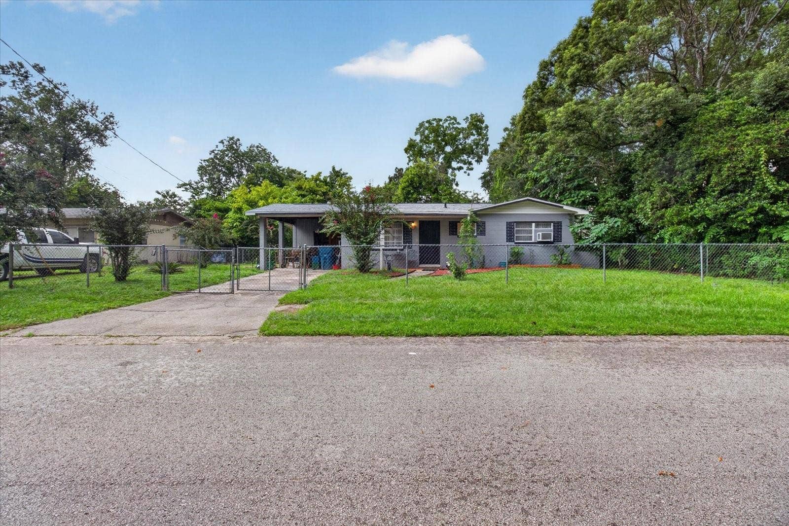 21385 LEHOUIER DRIVE, Brooksville, FL 34601 21385 LEHOUIER DRIVE, Brooksville, FL 34601