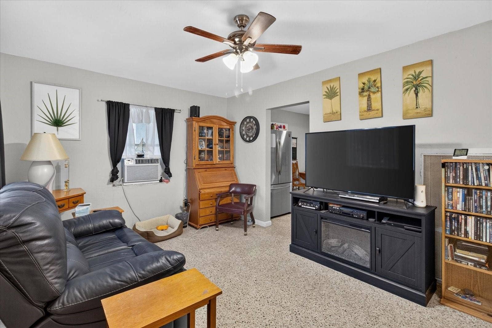 21385 LEHOUIER DRIVE, Brooksville, FL 34601 21385 LEHOUIER DRIVE, Brooksville, FL 34601