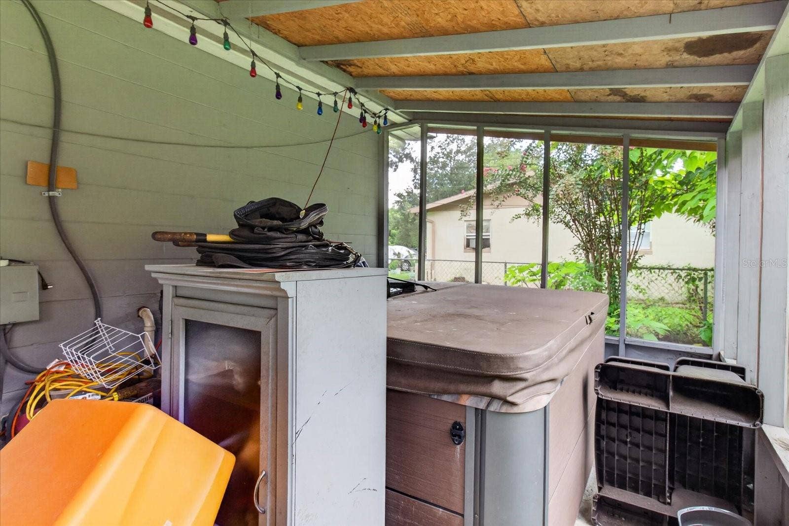 21385 LEHOUIER DRIVE, Brooksville, FL 34601 21385 LEHOUIER DRIVE, Brooksville, FL 34601