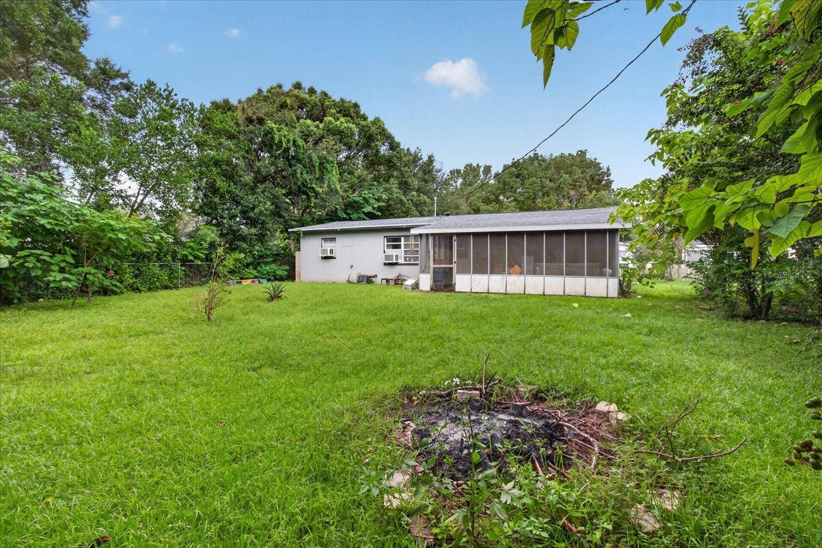 21385 LEHOUIER DRIVE, Brooksville, FL 34601 21385 LEHOUIER DRIVE, Brooksville, FL 34601