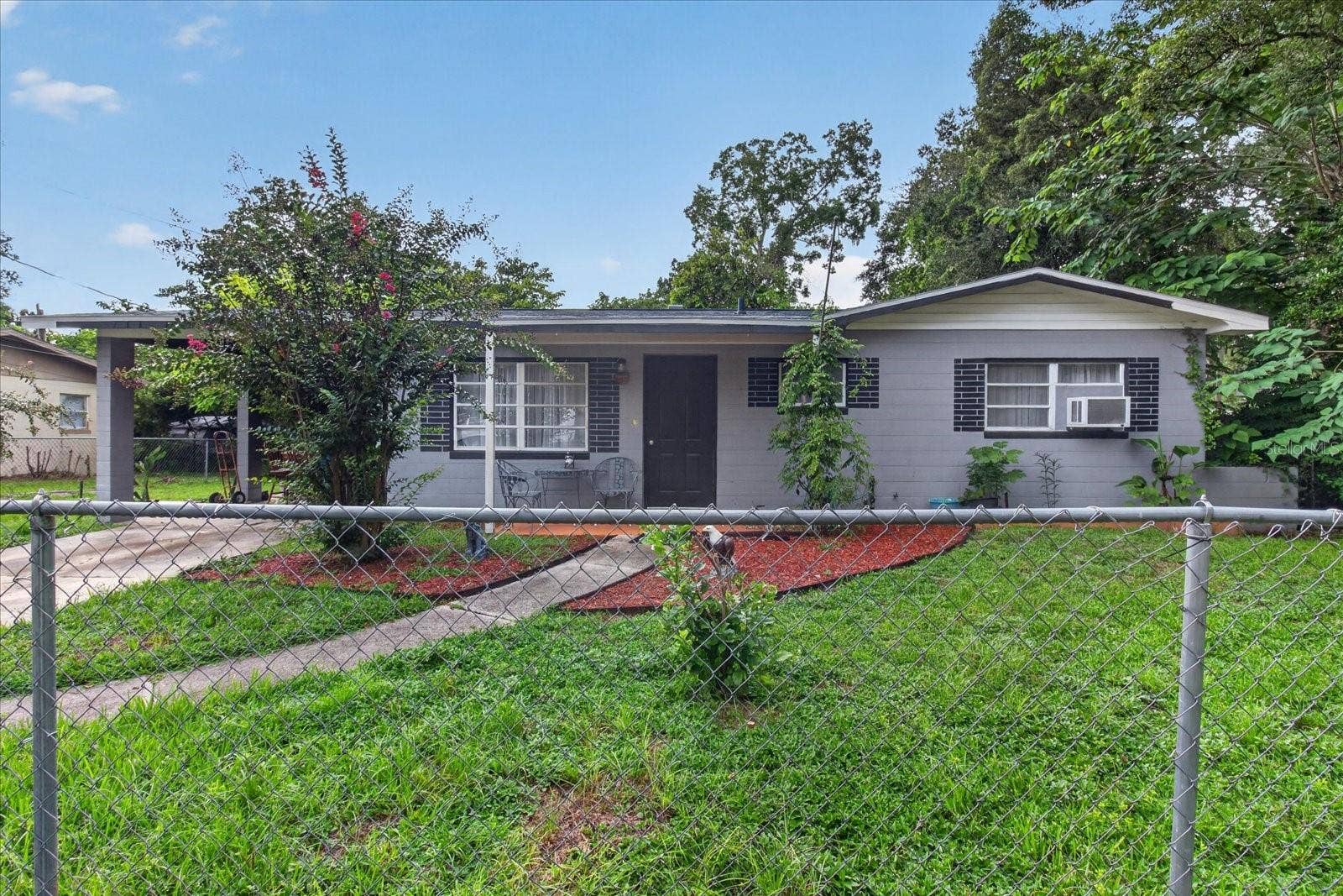 21385 LEHOUIER DRIVE, Brooksville, FL 34601 21385 LEHOUIER DRIVE, Brooksville, FL 34601