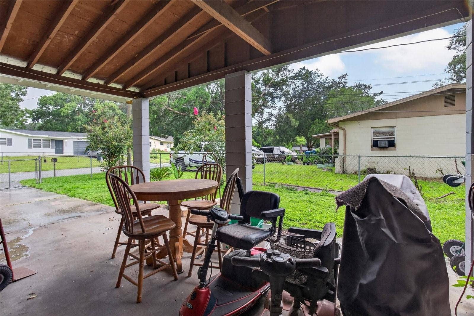 21385 LEHOUIER DRIVE, Brooksville, FL 34601 21385 LEHOUIER DRIVE, Brooksville, FL 34601