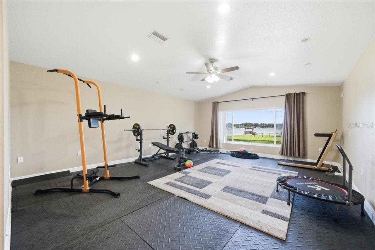 505 LAKESIDE DRIVE, Seffner, FL 33584