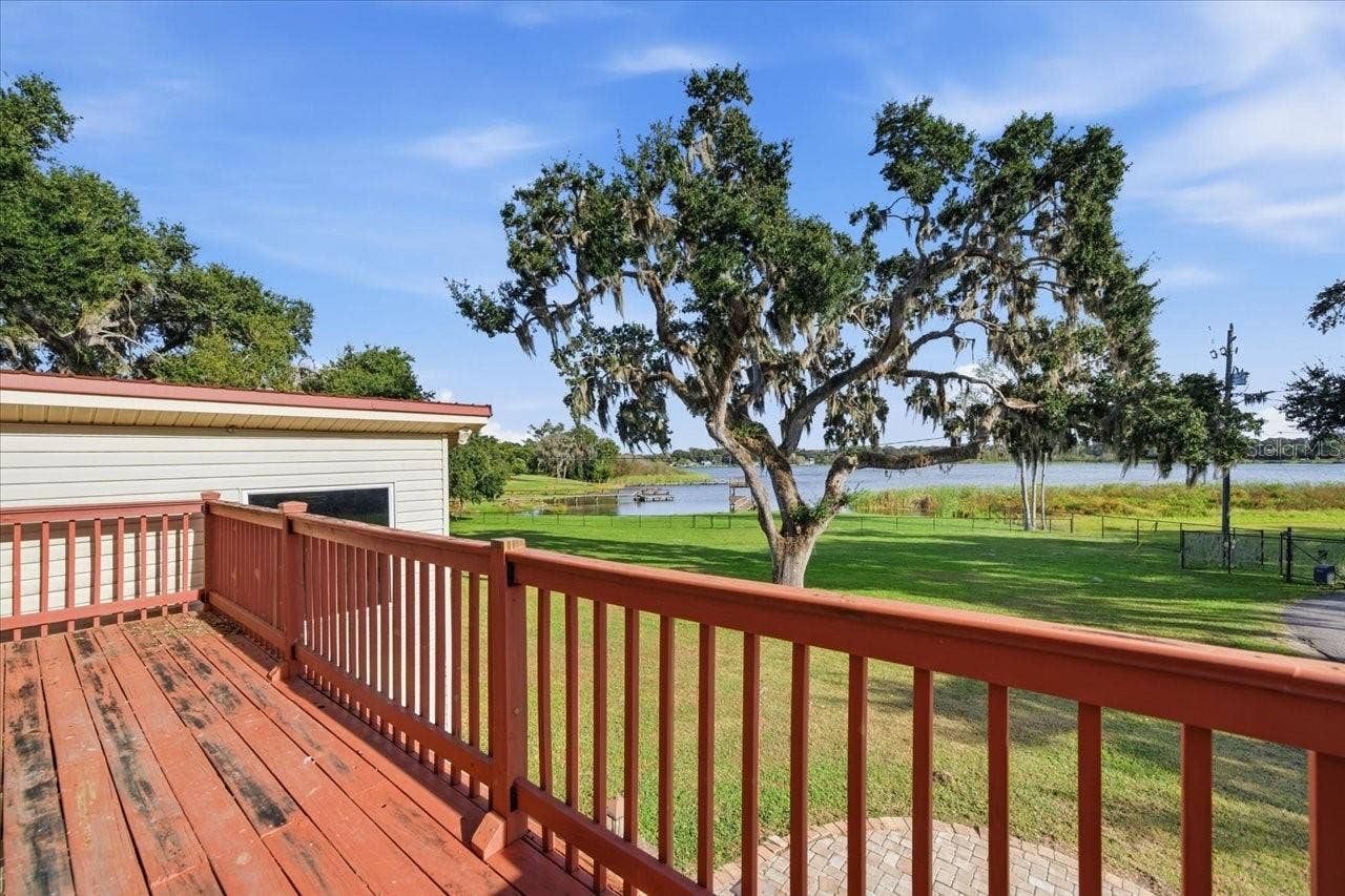 505 LAKESIDE DRIVE, Seffner, FL 33584