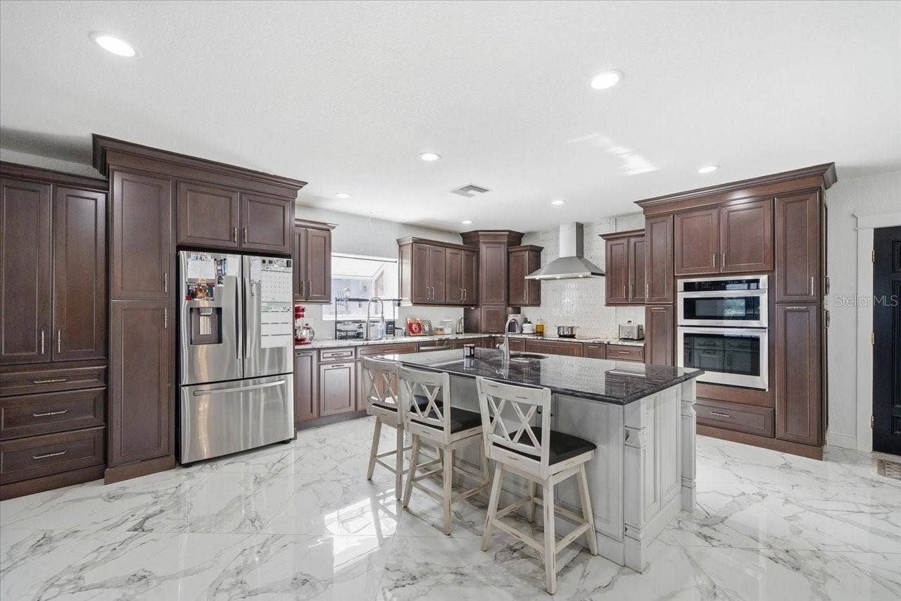 505 LAKESIDE DRIVE, Seffner, FL 33584