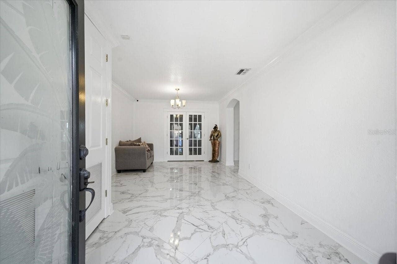 505 LAKESIDE DRIVE, Seffner, FL 33584