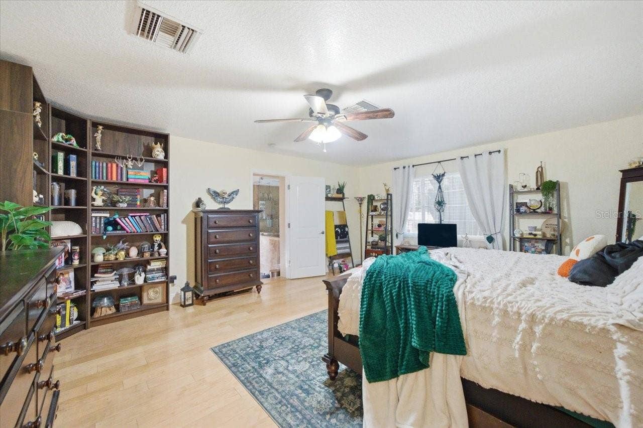 505 LAKESIDE DRIVE, Seffner, FL 33584