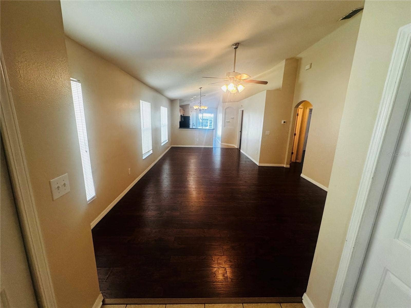5868 WRENWATER DRIVE, Lithia, FL 33547 5868 WRENWATER DRIVE, Lithia, FL 33547