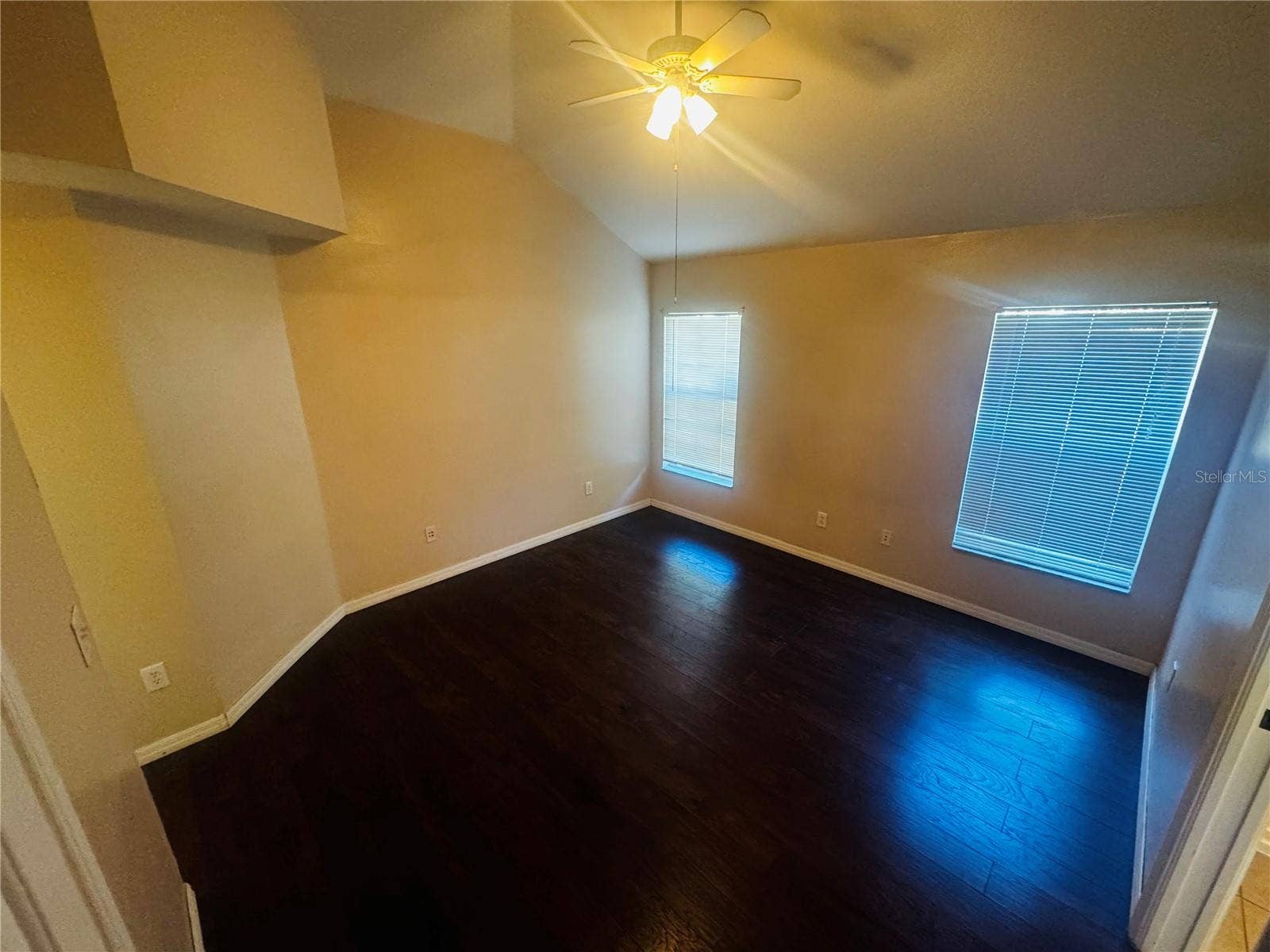 5868 WRENWATER DRIVE, Lithia, FL 33547 5868 WRENWATER DRIVE, Lithia, FL 33547