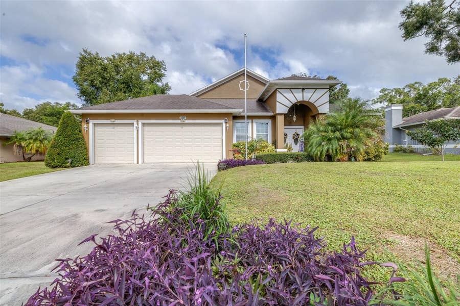 Property photo for 3949 LAKE JOYCE DRIVE, Land O Lakes, FL