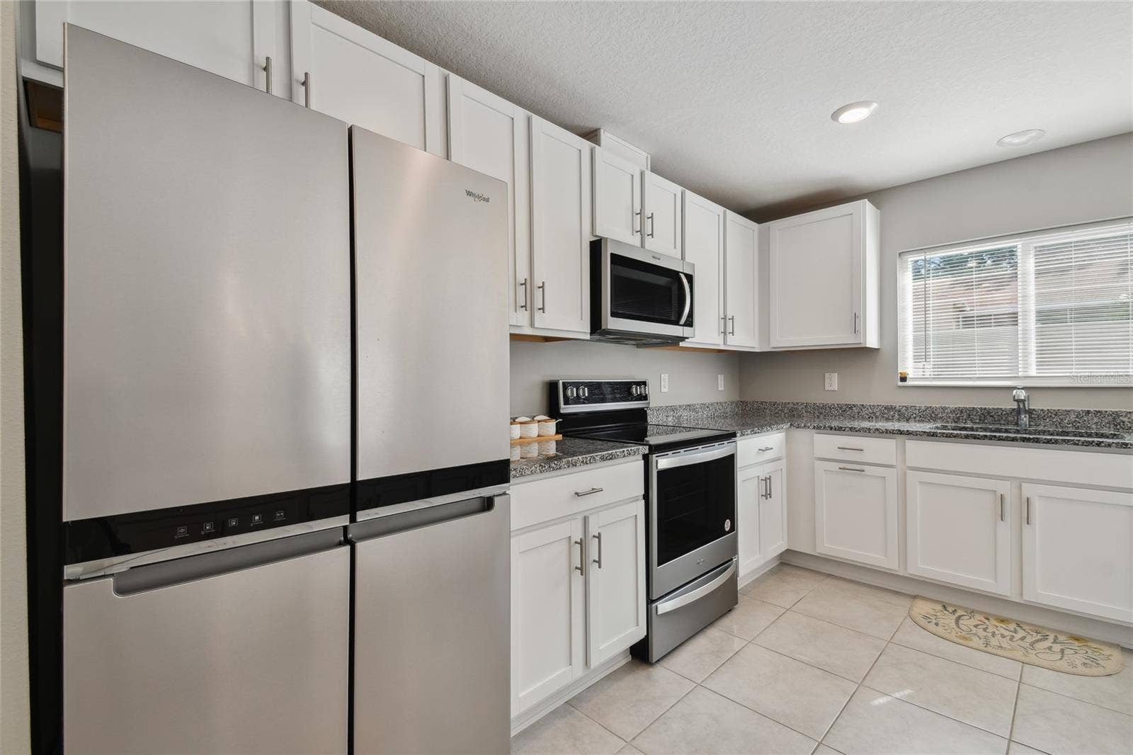 3810 REFLECTION DOCK DRIVE, Seffner, FL 33584 3810 REFLECTION DOCK DRIVE, Seffner, FL 33584