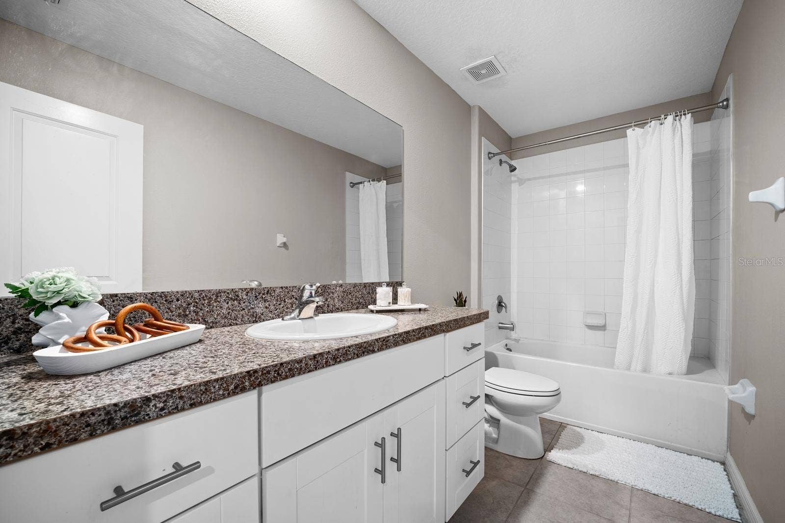 15617 CHARR ISLAND STREET, Sun City Center, FL 33573 15617 CHARR ISLAND STREET, Sun City Center, FL 33573