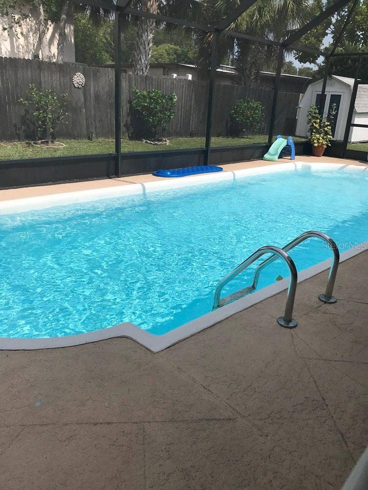 7353 122ND WAY, Seminole, FL 33772 Pool