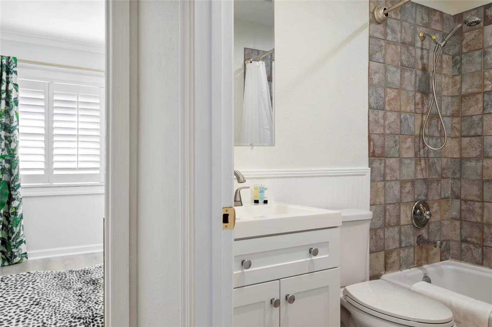 9678 121ST STREET, Seminole, FL 33772 9678 121ST STREET, Seminole, FL 33772