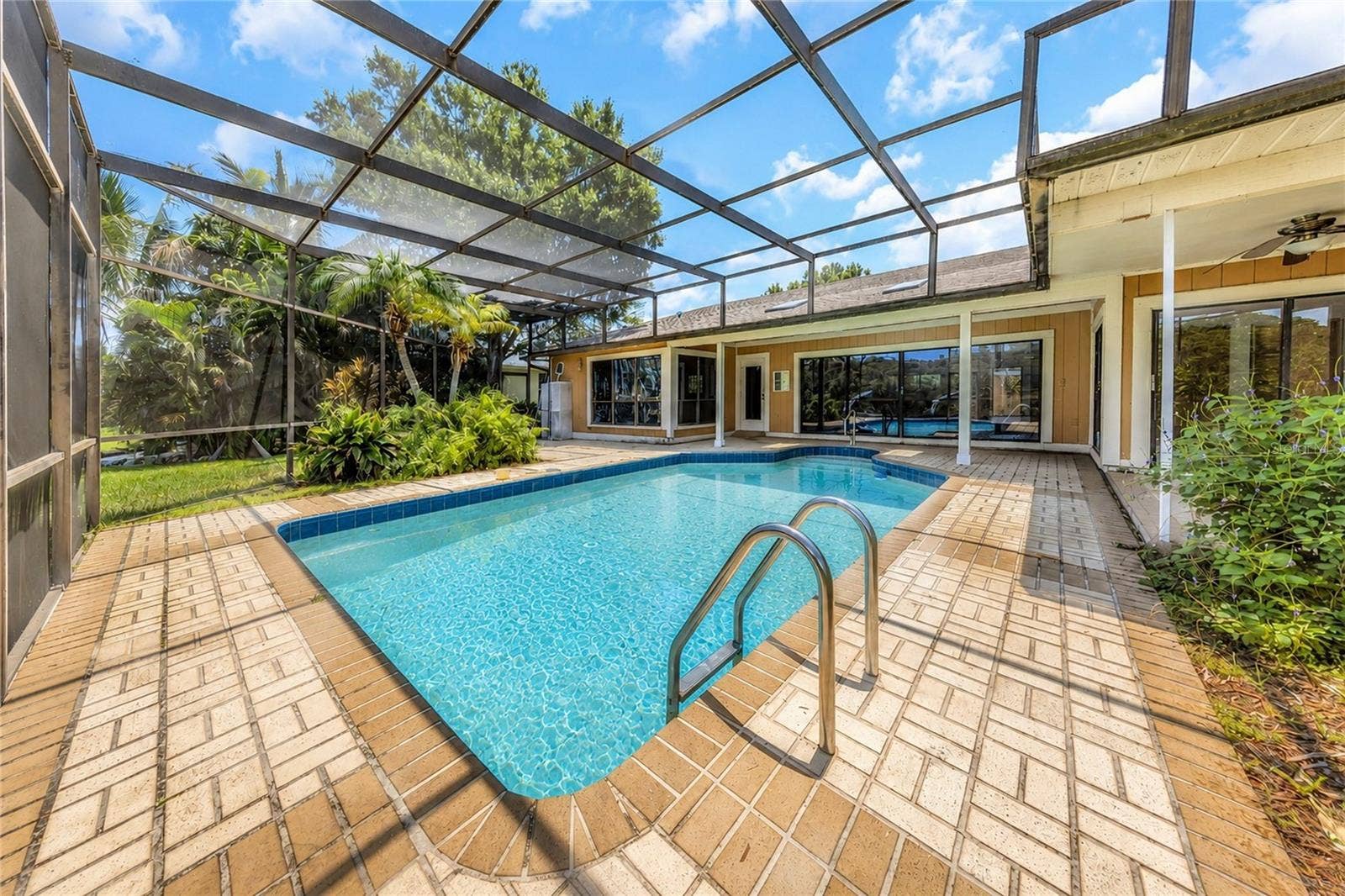 7448 17TH LANE NE, St Petersburg, FL 33702 Pool