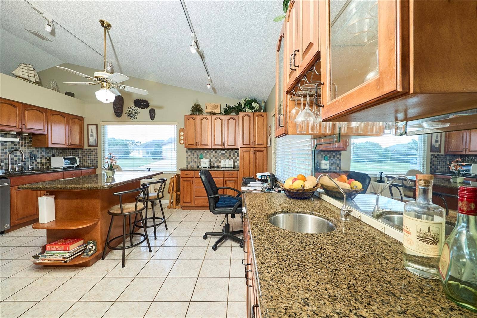 311 THORN HILL PLACE, Sun City Center, FL 33573 311 THORN HILL PLACE, Sun City Center, FL 33573