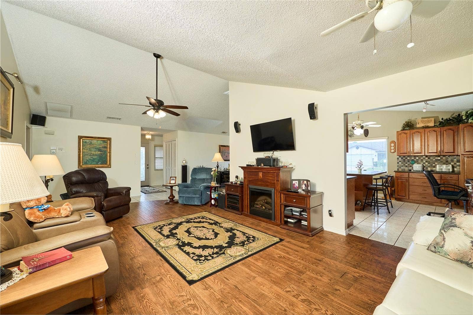 311 THORN HILL PLACE, Sun City Center, FL 33573 311 THORN HILL PLACE, Sun City Center, FL 33573
