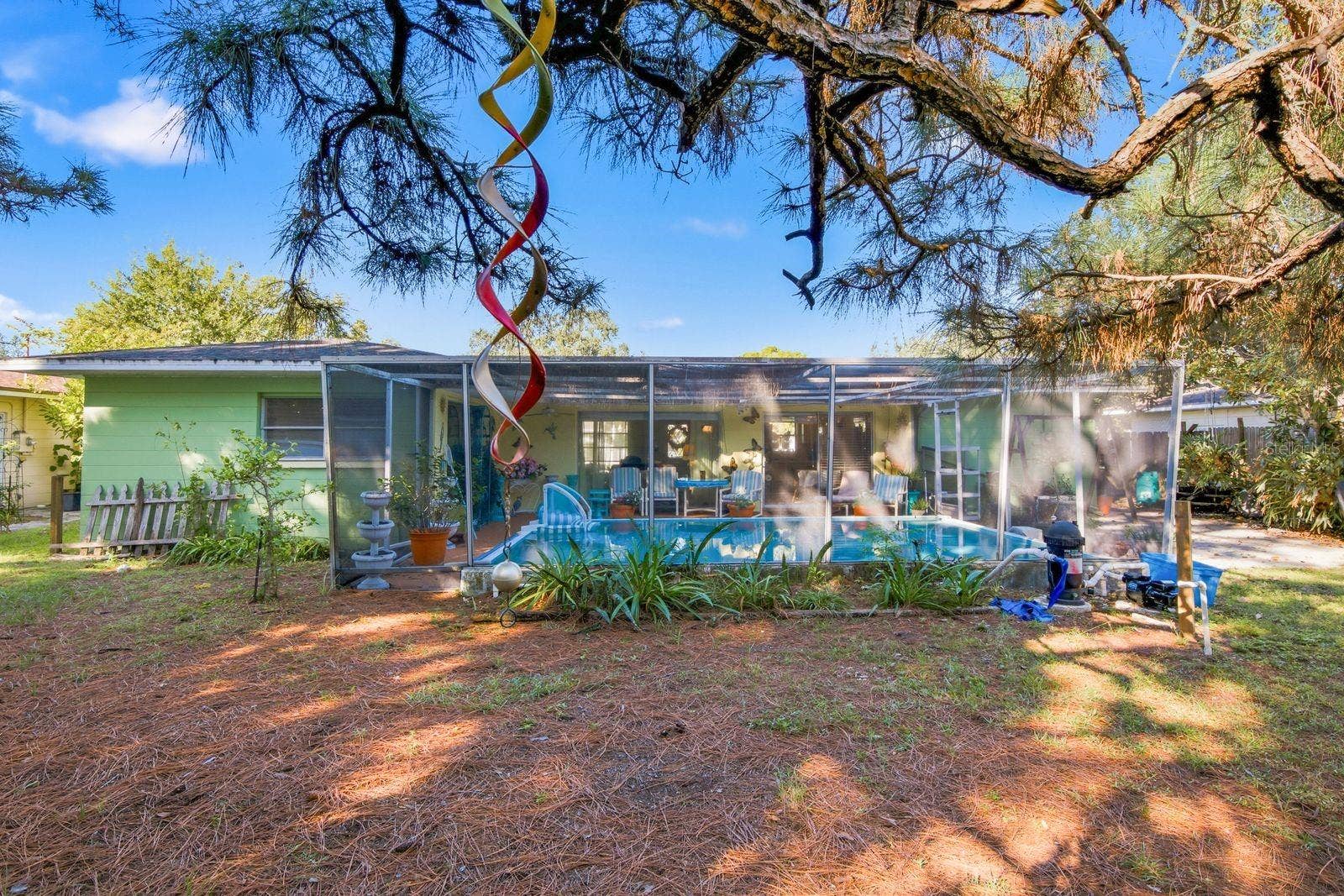 6801 17TH LANE N, St Petersburg, FL 33702 Exterior view of the pool enclosure