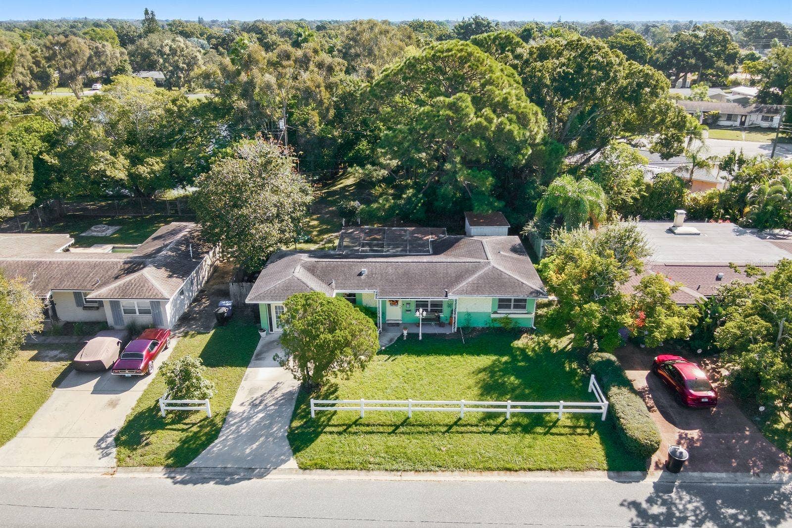 6801 17TH LANE N, St Petersburg, FL 33702 Front aerial- Roof will be replaced prior to closing