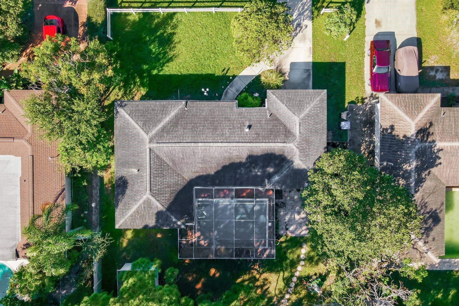 6801 17TH LANE N, St Petersburg, FL 33702 aerial- Roof will be replaced prior to closing
