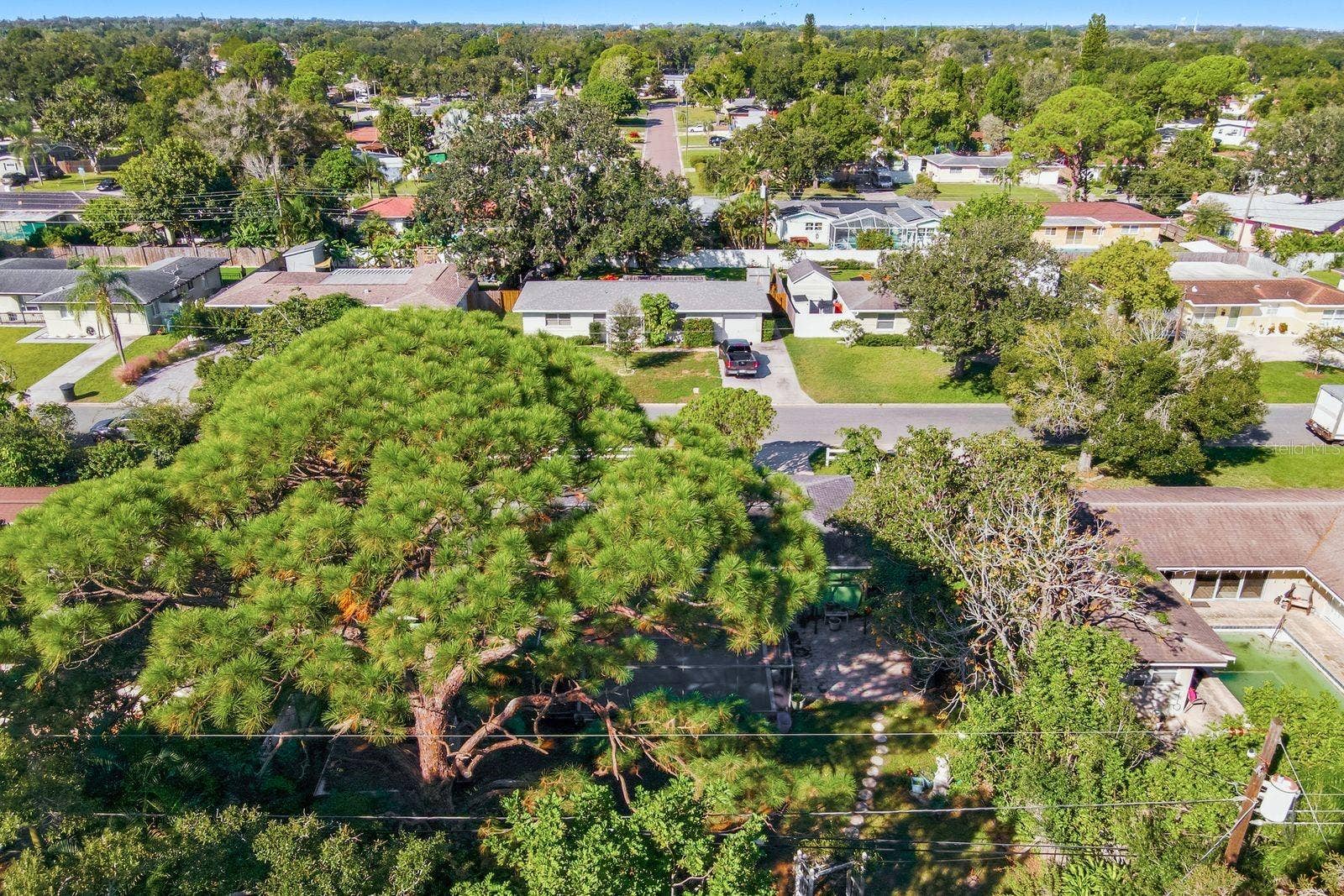 6801 17TH LANE N, St Petersburg, FL 33702 6801 17TH LANE N, St Petersburg, FL 33702