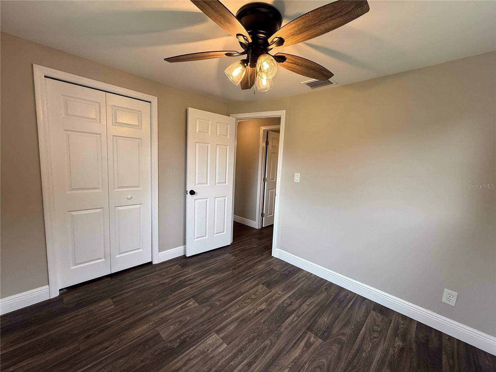 11542 90TH STREET, Largo, FL 33773 11542 90TH STREET, Largo, FL 33773