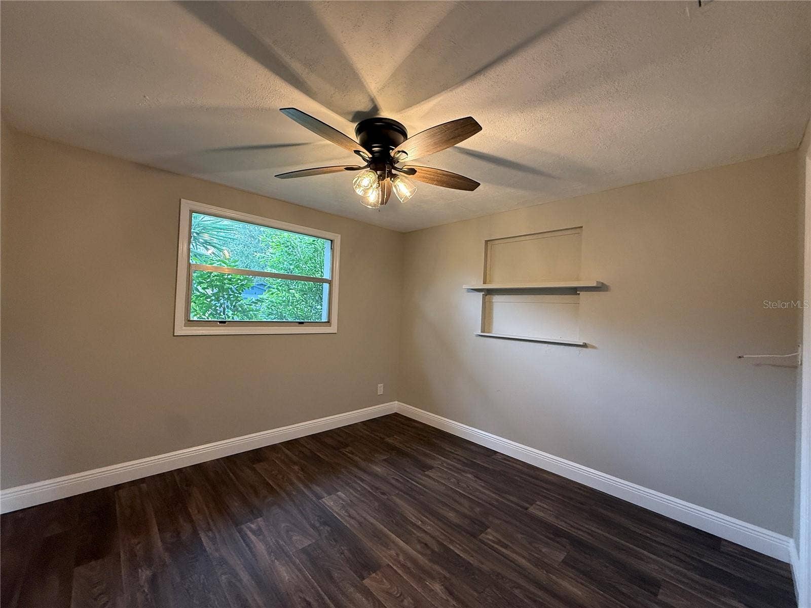 11542 90TH STREET, Largo, FL 33773 11542 90TH STREET, Largo, FL 33773