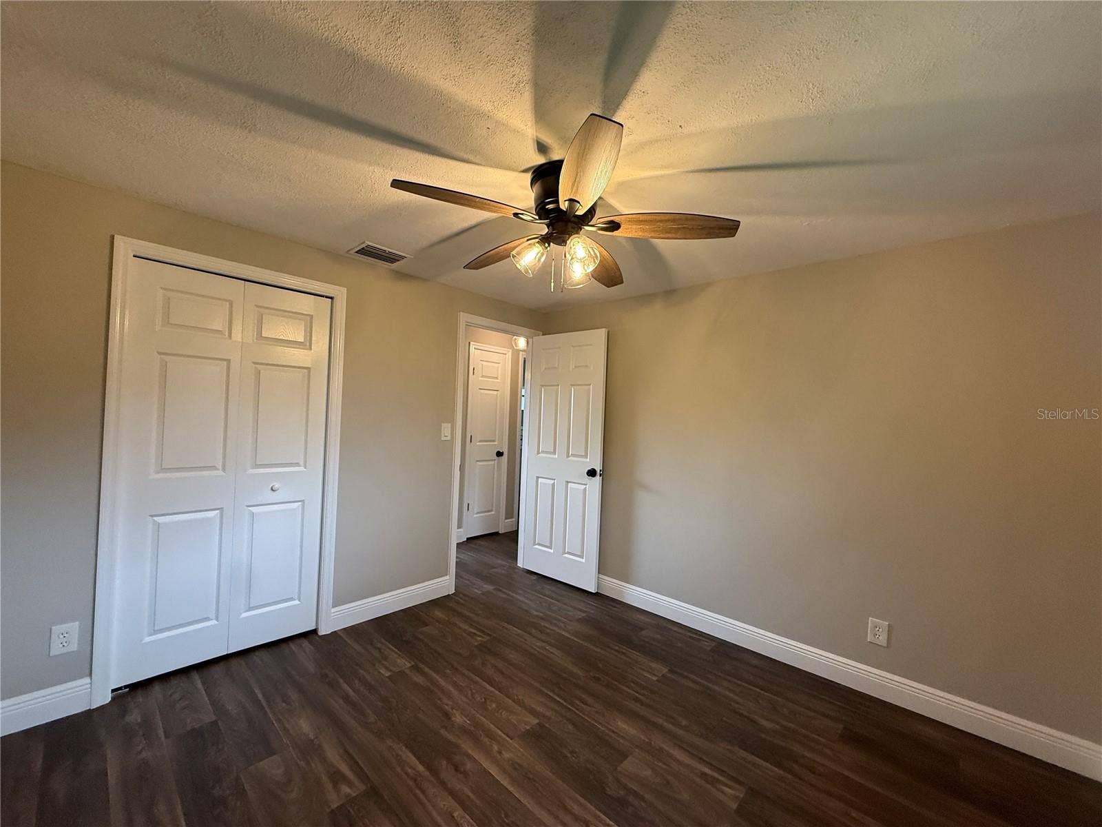 11542 90TH STREET, Largo, FL 33773 11542 90TH STREET, Largo, FL 33773