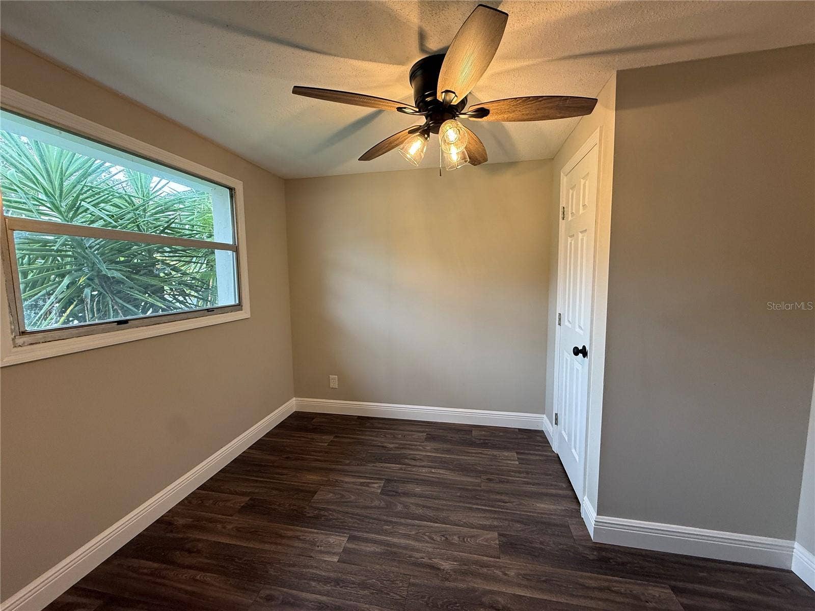 11542 90TH STREET, Largo, FL 33773 11542 90TH STREET, Largo, FL 33773