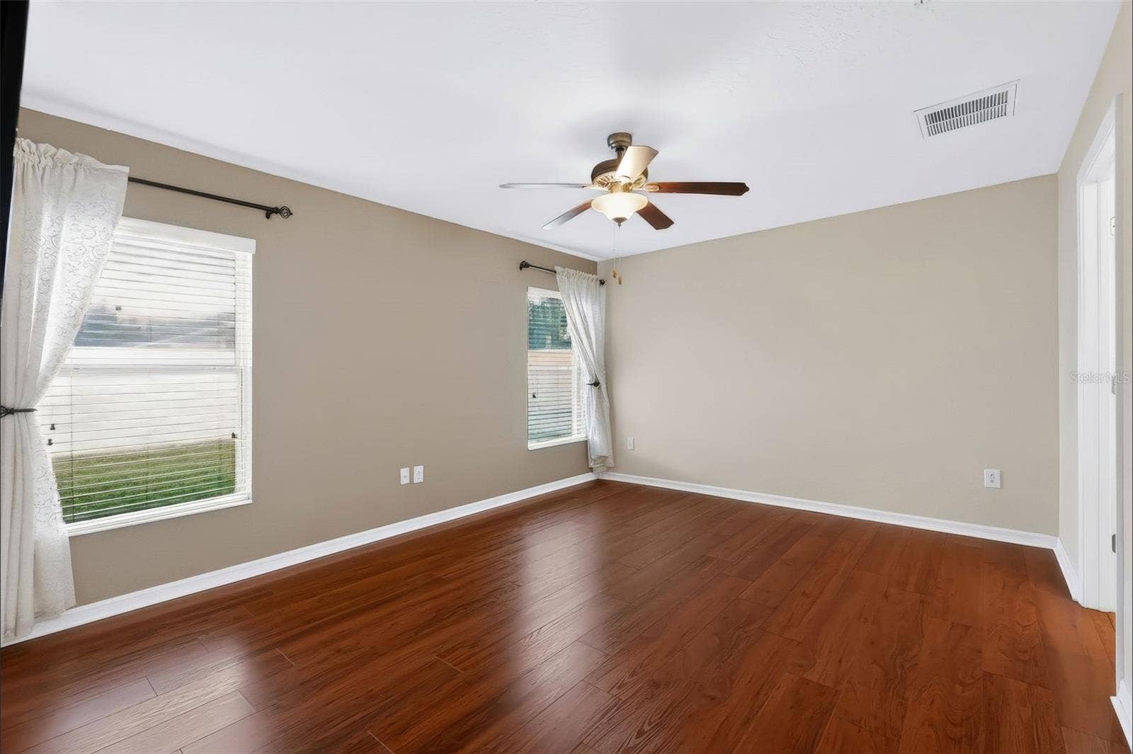 8210 SUMMER WOOD LANE, Riverview, FL 33578 8210 SUMMER WOOD LANE, Riverview, FL 33578