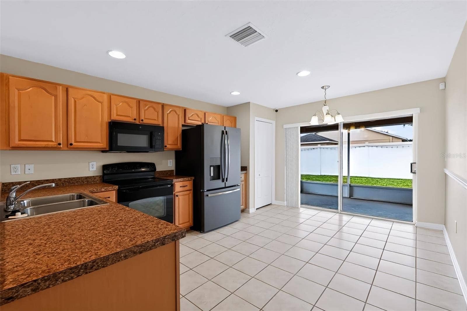 8210 SUMMER WOOD LANE, Riverview, FL 33578 8210 SUMMER WOOD LANE, Riverview, FL 33578